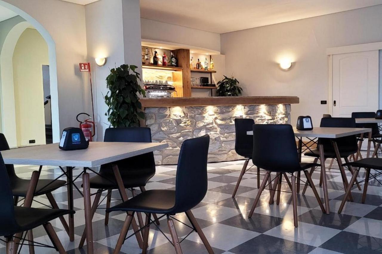 Hotel Azzano Decimo Luaran gambar