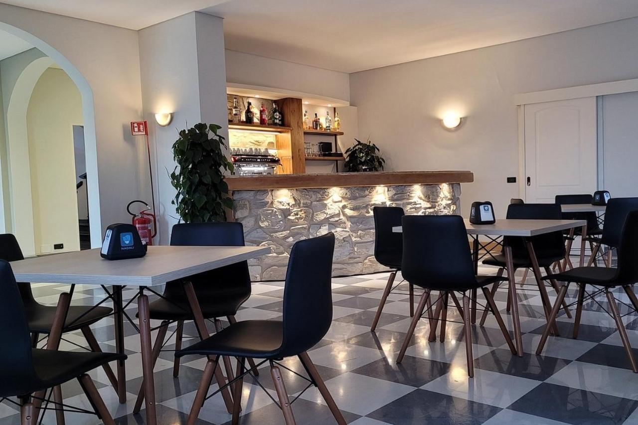 Hotel Azzano Decimo Luaran gambar