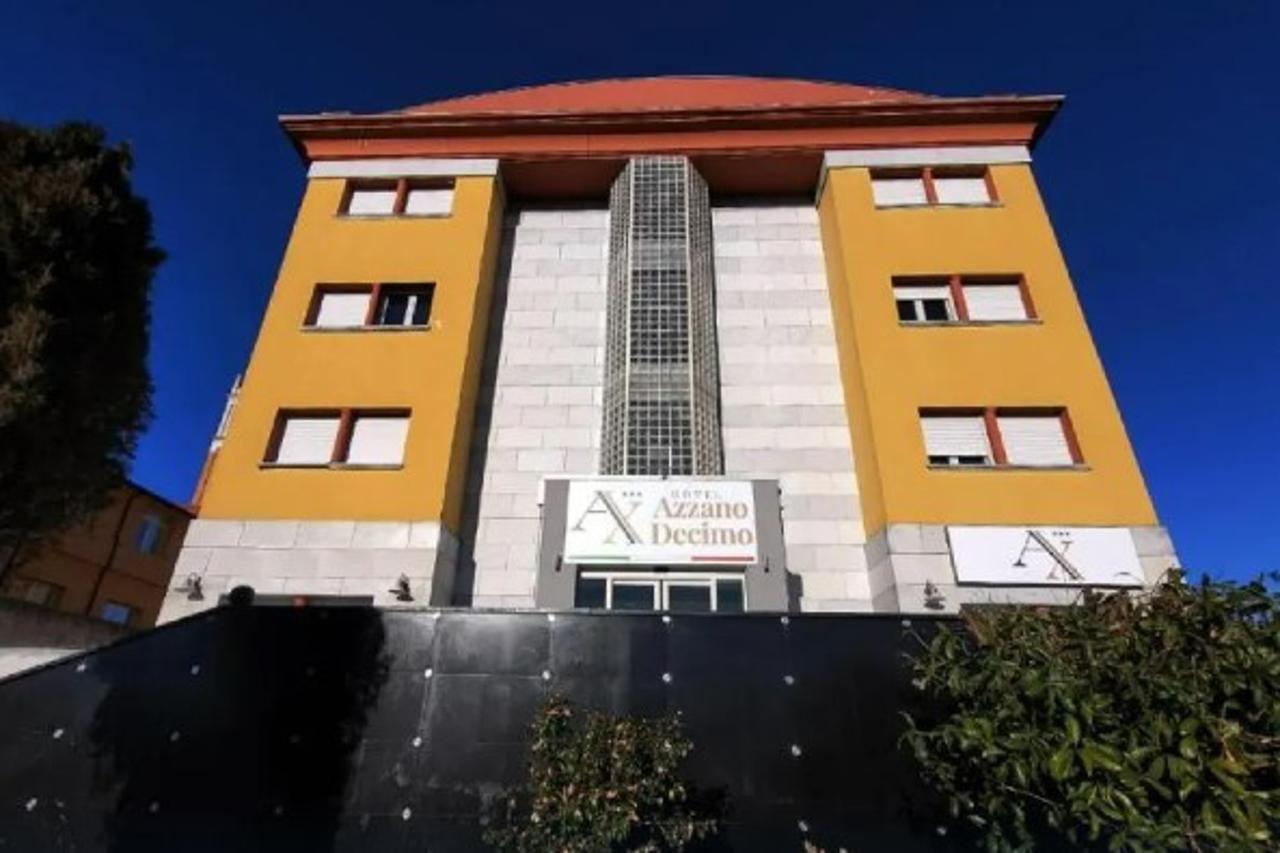 Hotel Azzano Decimo Luaran gambar