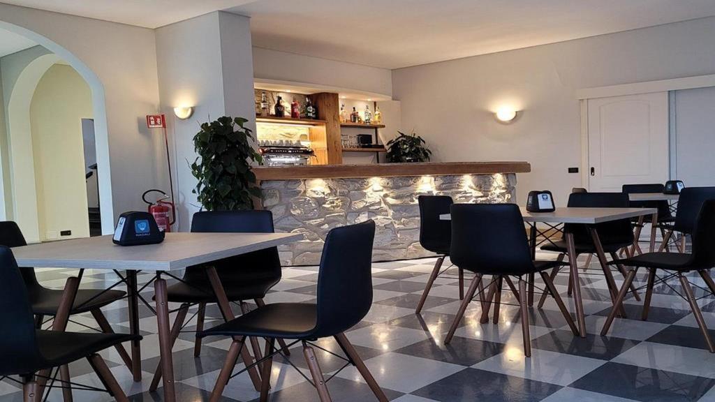 Hotel Azzano Decimo Luaran gambar
